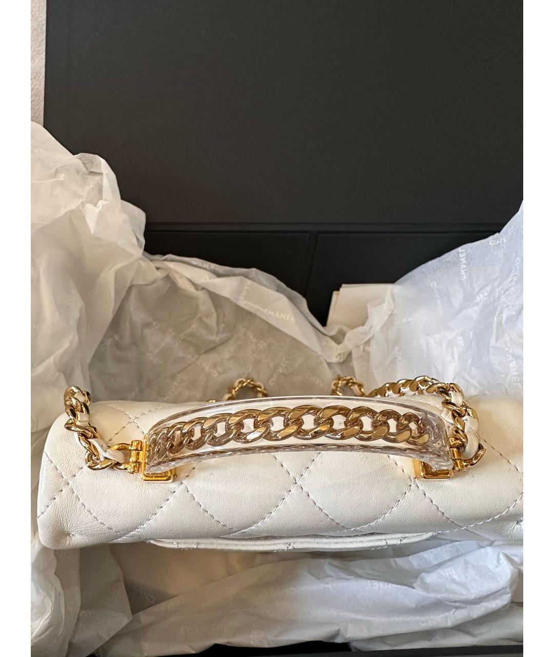 CHANEL Белая кожаная сумка с короткими ручками, фото 3