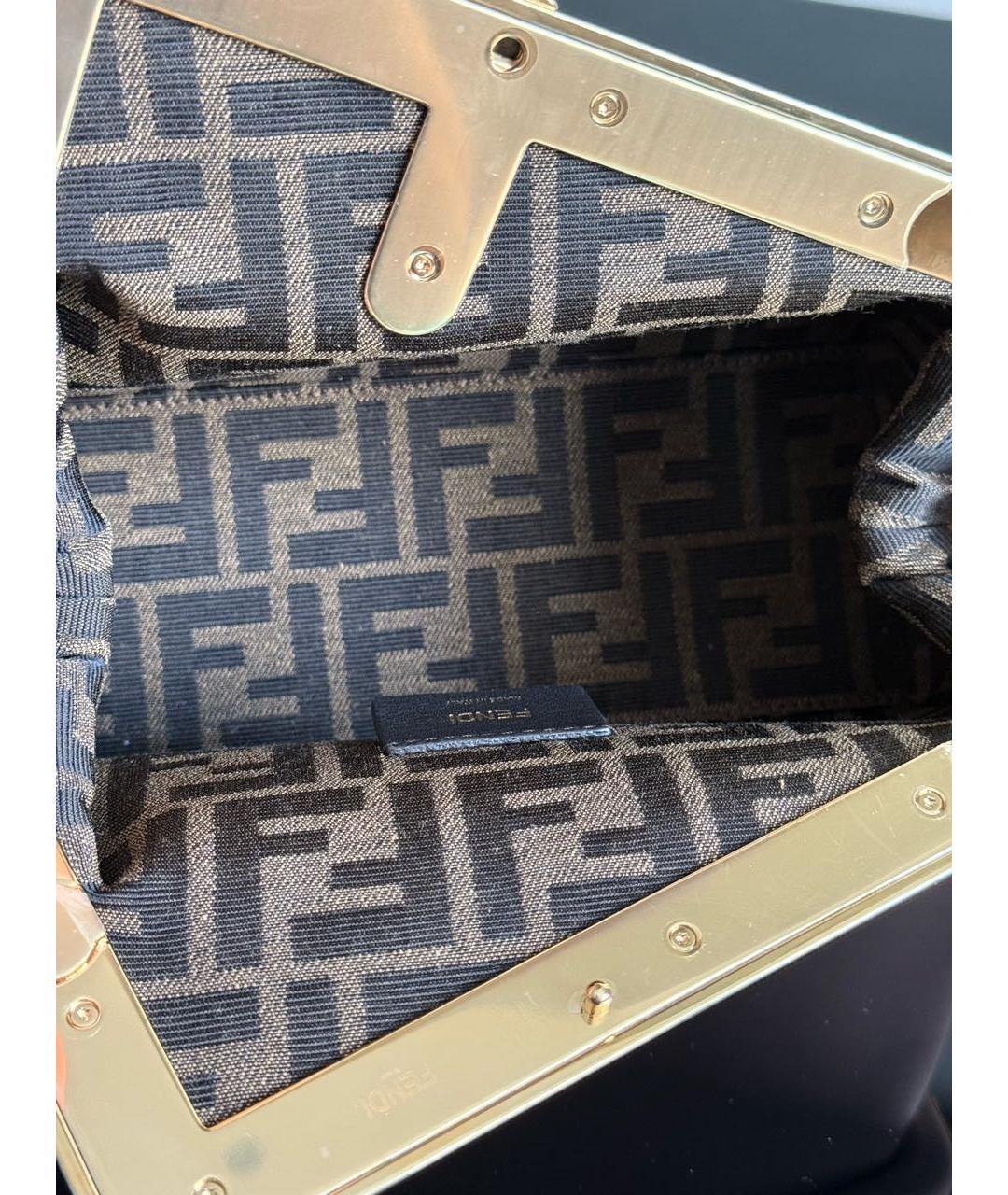 FENDI Бежевая кожаная сумка через плечо, фото 4