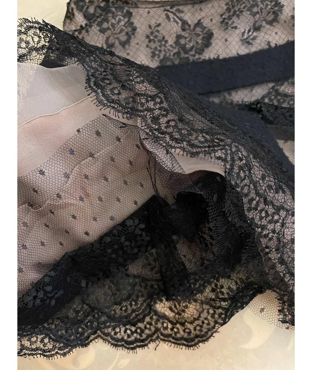VALENTINO Черная кружевная юбка миди, фото 3
