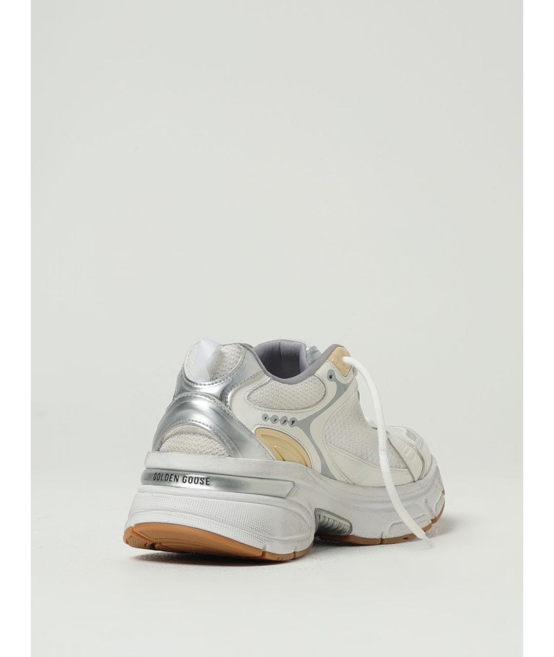 GOLDEN GOOSE DELUXE BRAND Белые низкие кроссовки / кеды, фото 3