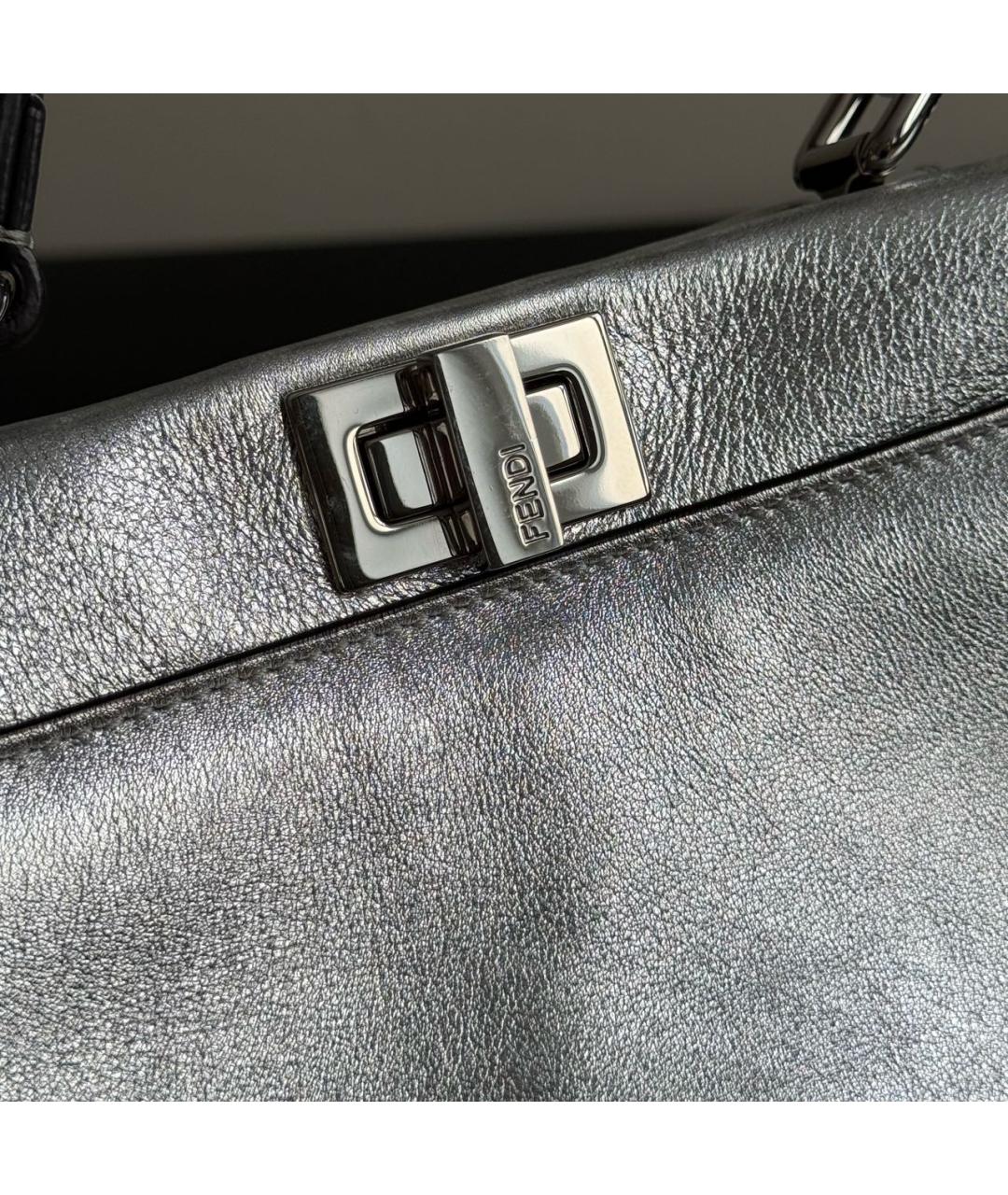 FENDI Серебряная кожаная сумка с короткими ручками, фото 8
