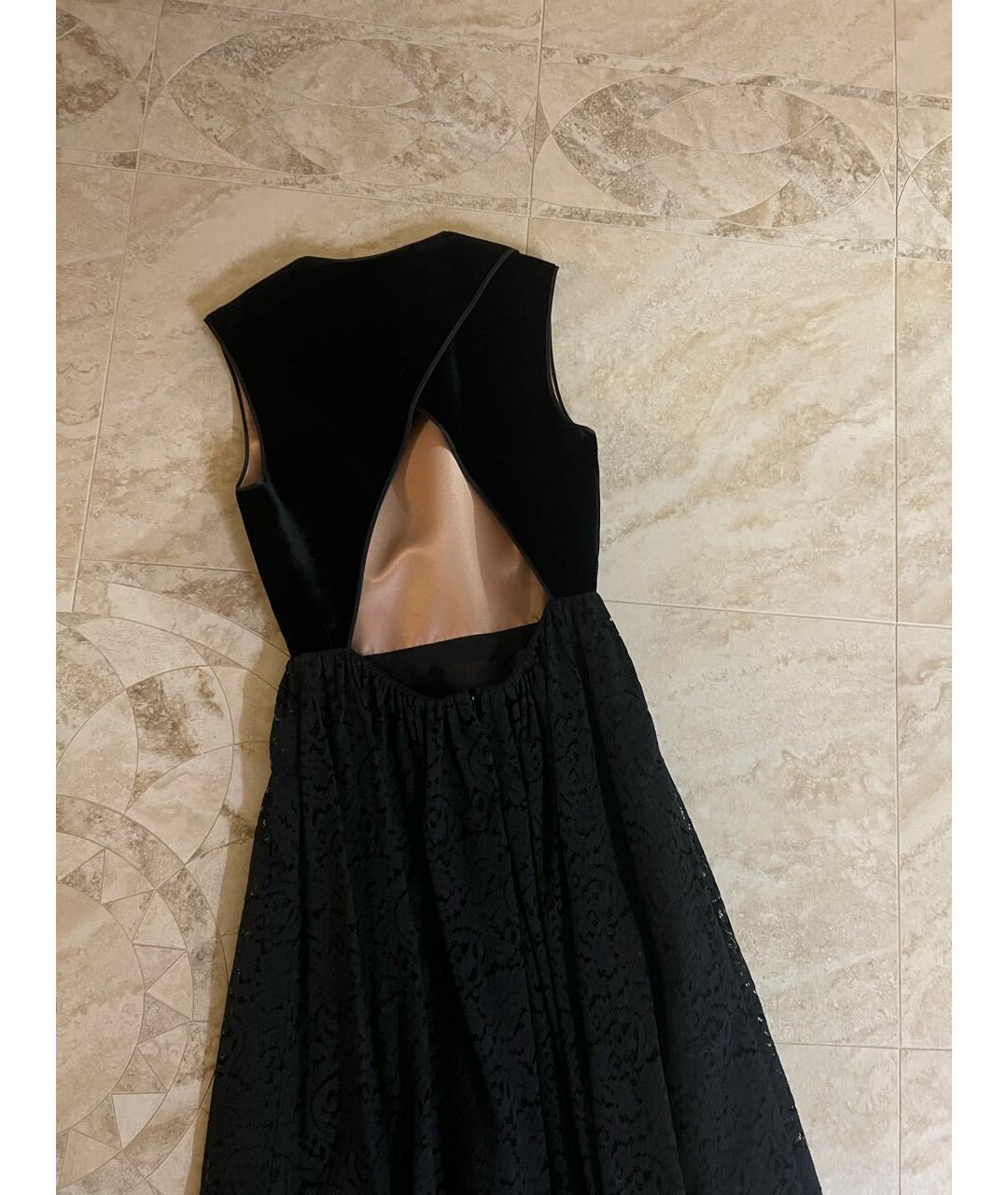 NO. 21 Черное бархатное вечернее платье, фото 4