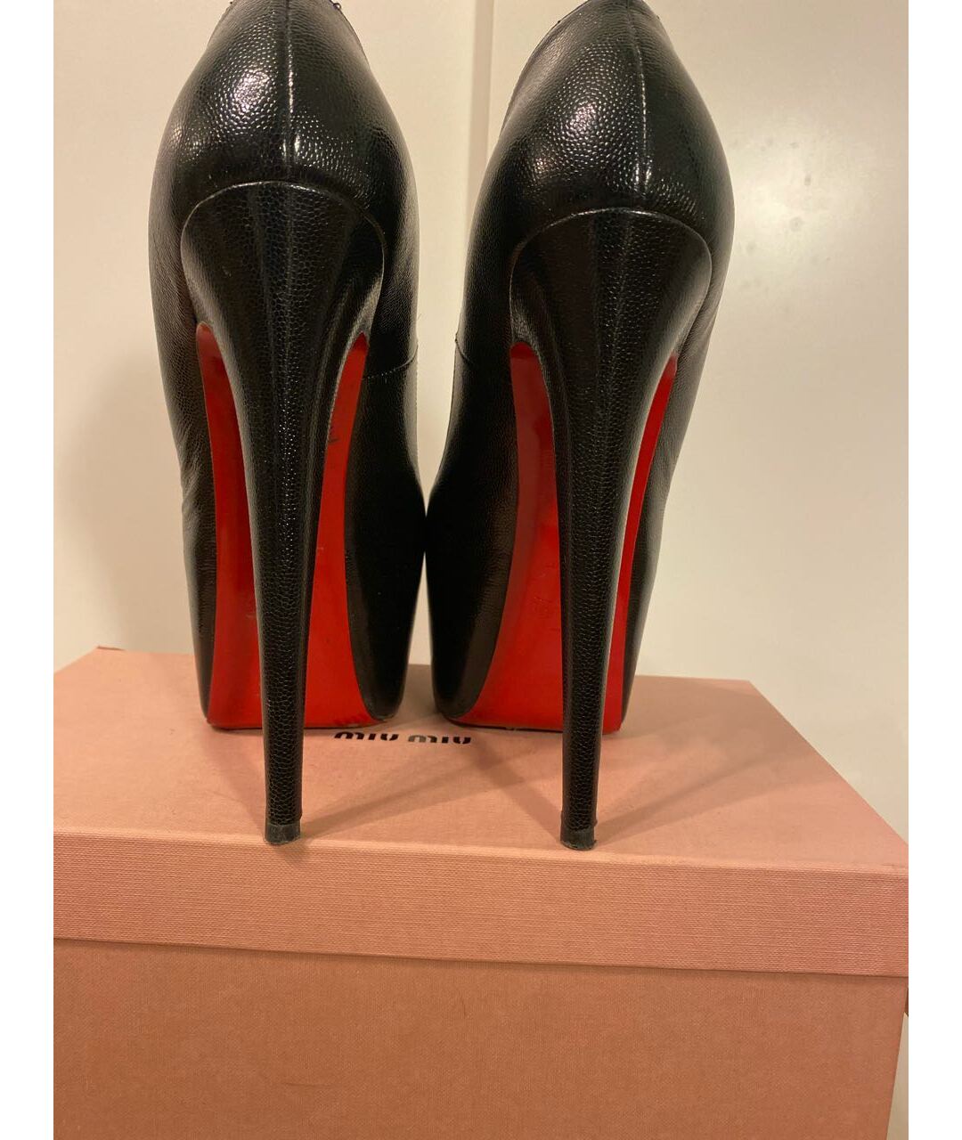 CHRISTIAN LOUBOUTIN Черные кожаные туфли, фото 4