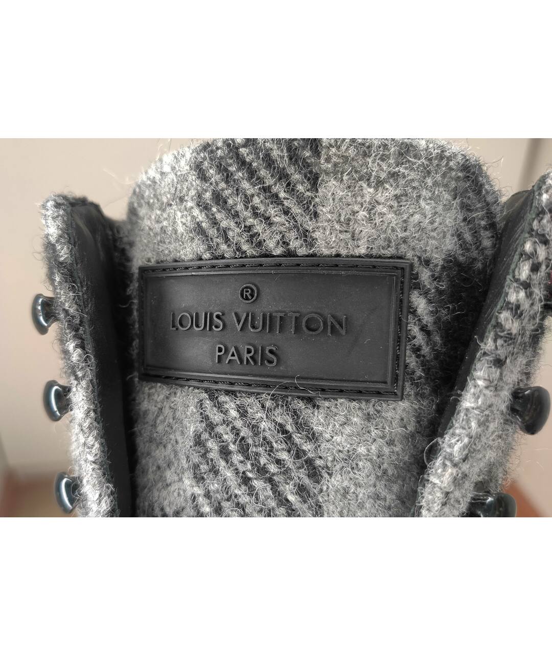 LOUIS VUITTON PRE-OWNED Черные кожаные высокие ботинки, фото 8
