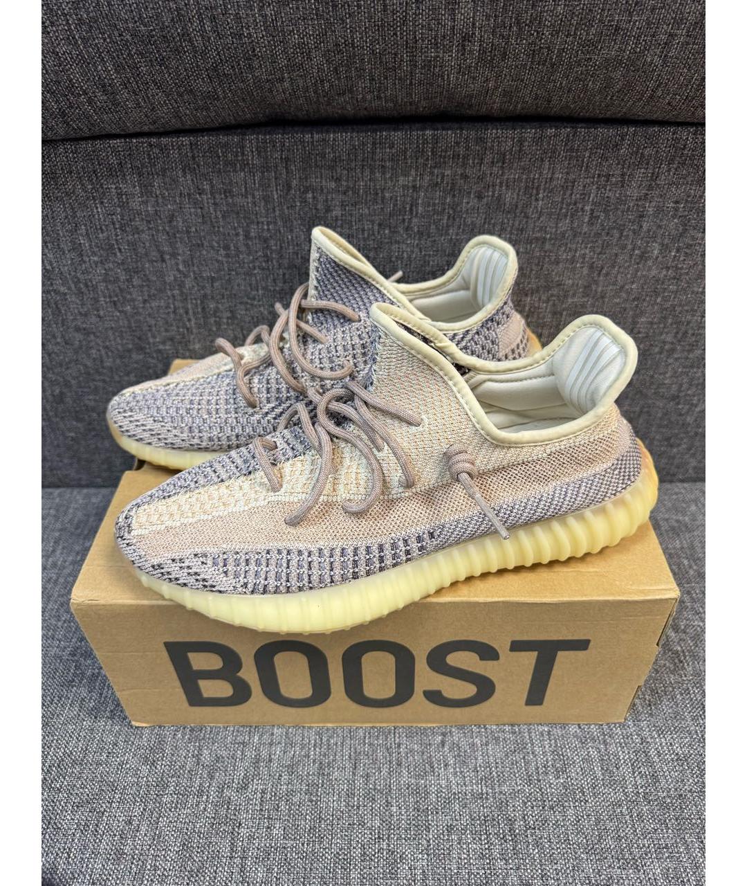 ADIDAS YEEZY Бежевые текстильные низкие кроссовки / кеды, фото 2