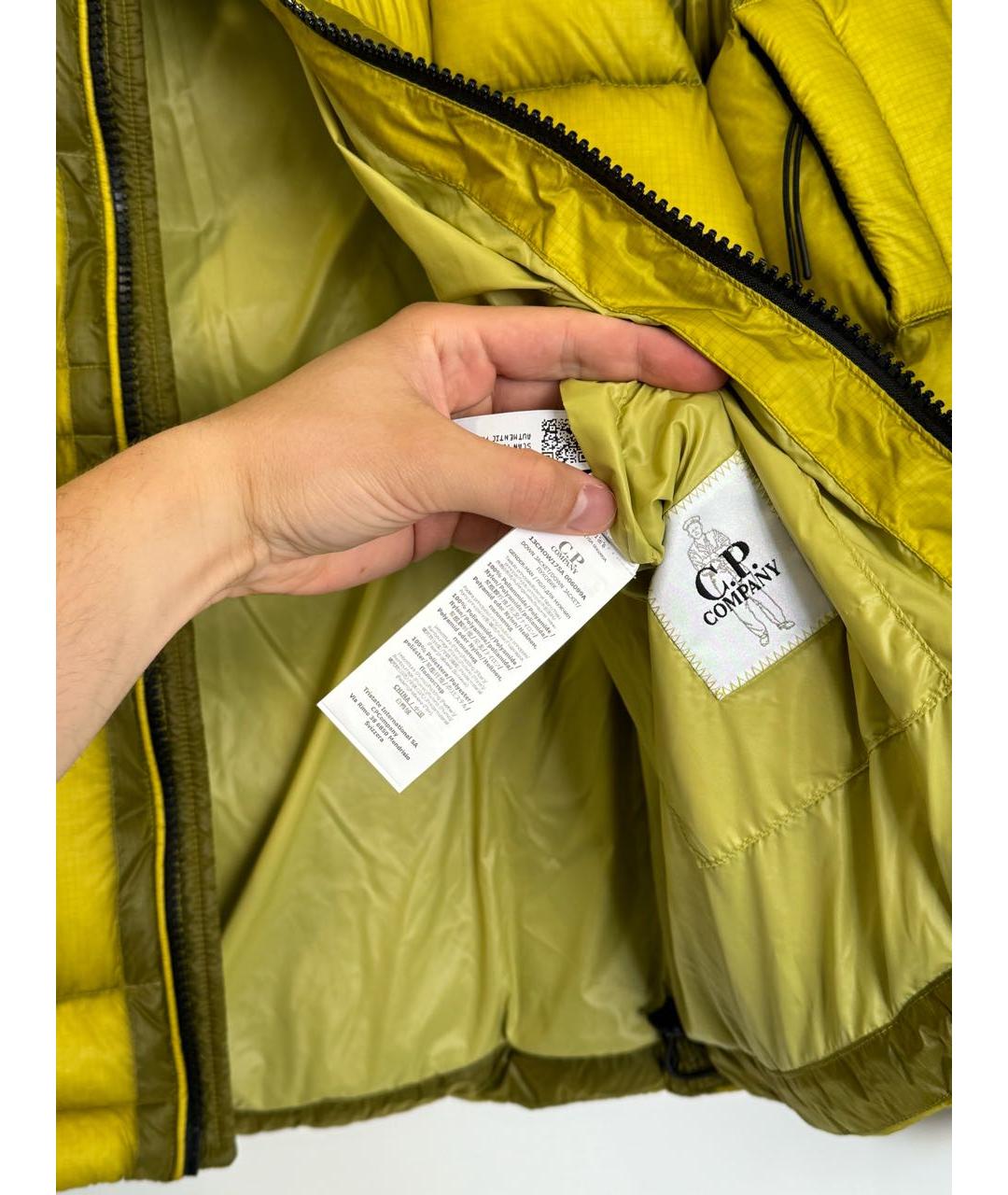 CP COMPANY Желтый полиэстеровый пуховик, фото 2