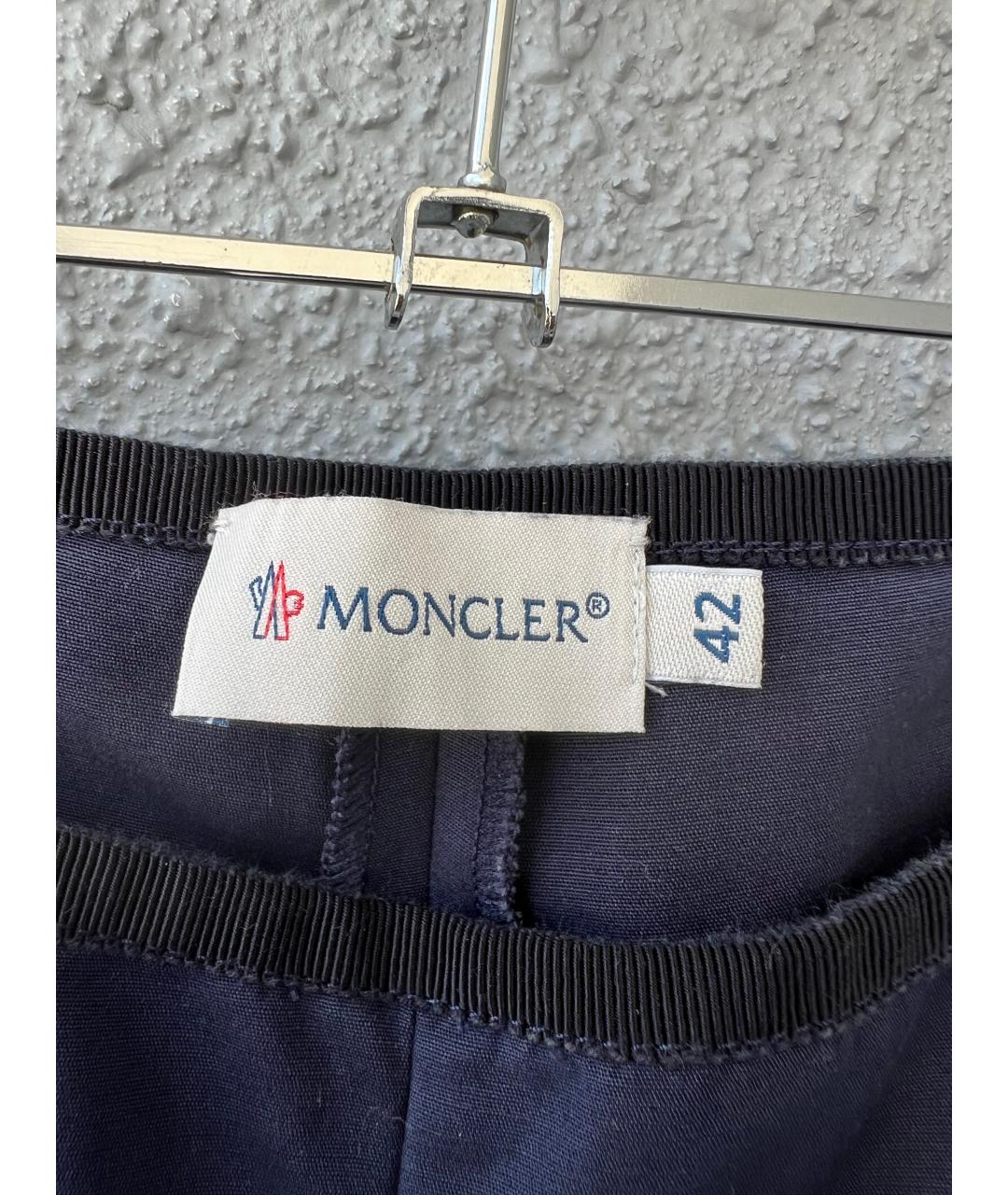 MONCLER Темно-синие хлопко-эластановые прямые брюки, фото 2