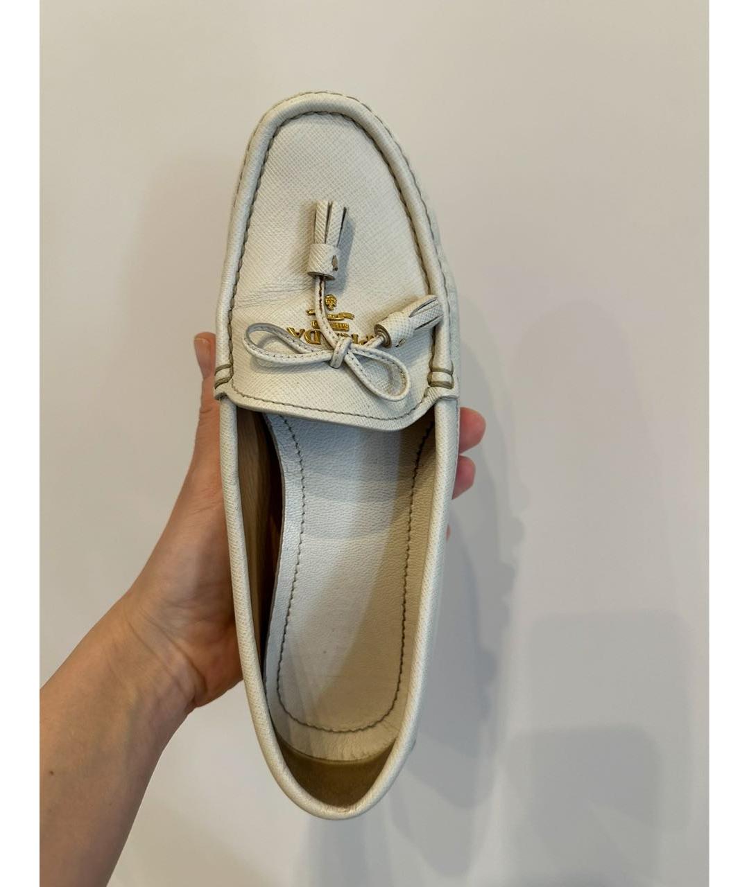 PRADA Белые кожаные мокасины, фото 2