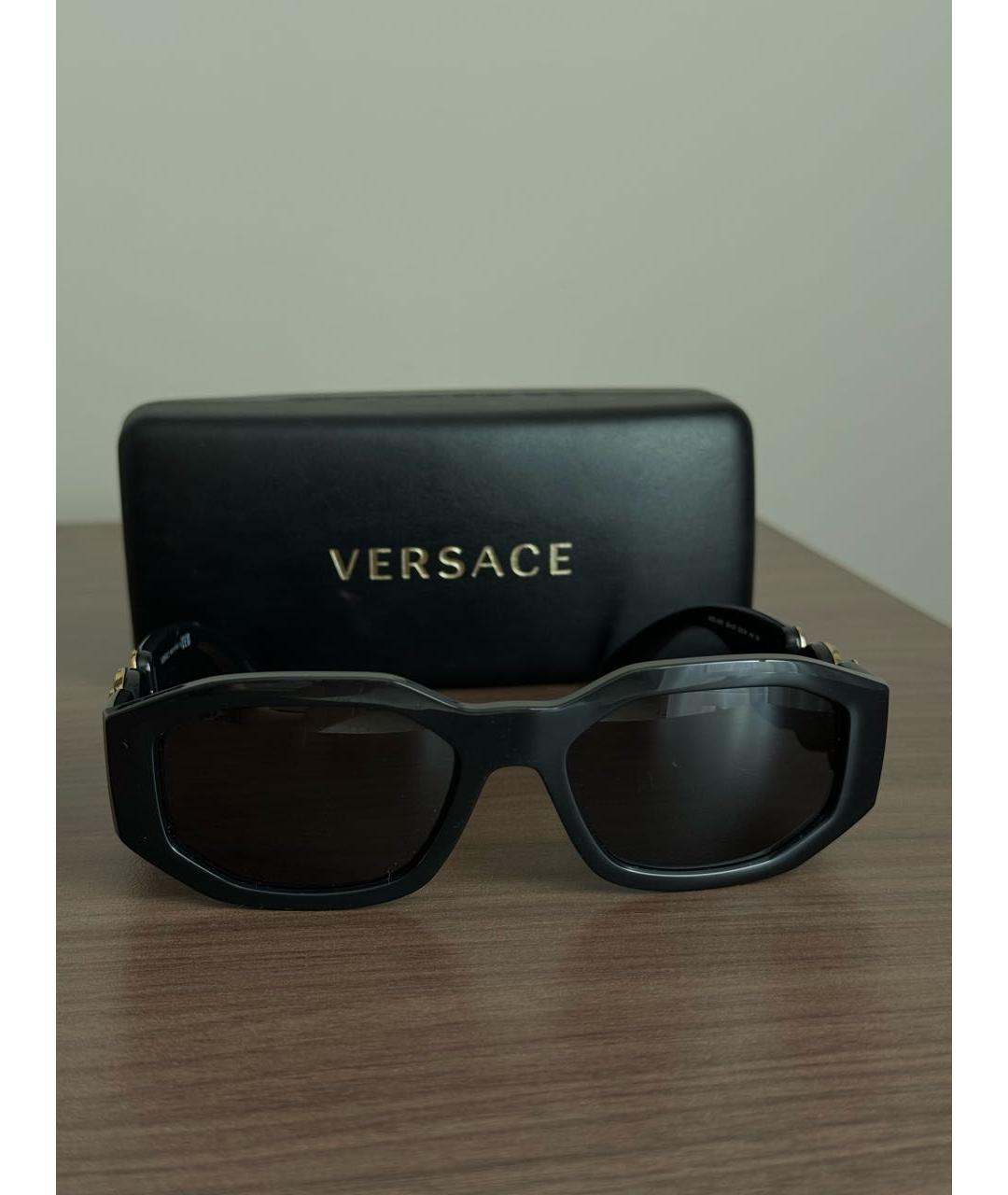 VERSACE Черные пластиковые солнцезащитные очки, фото 5