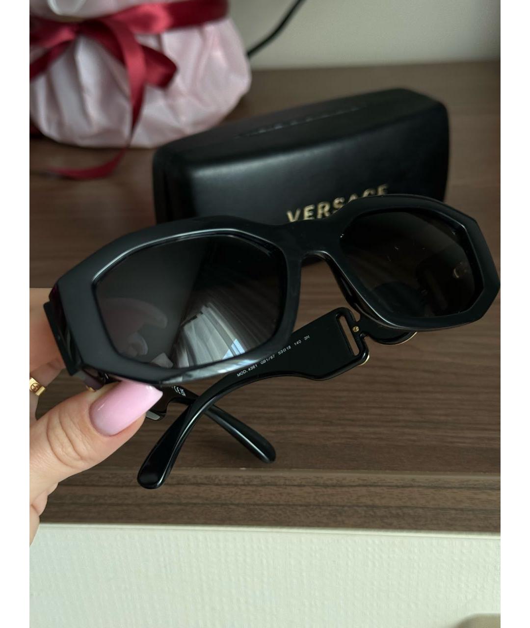 VERSACE Черные пластиковые солнцезащитные очки, фото 4
