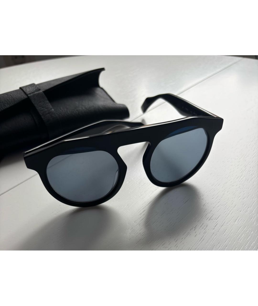 YOHJI YAMAMOTO Антрацитовые пластиковые солнцезащитные очки, фото 2