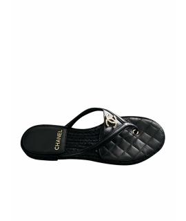CHANEL Шлепанцы