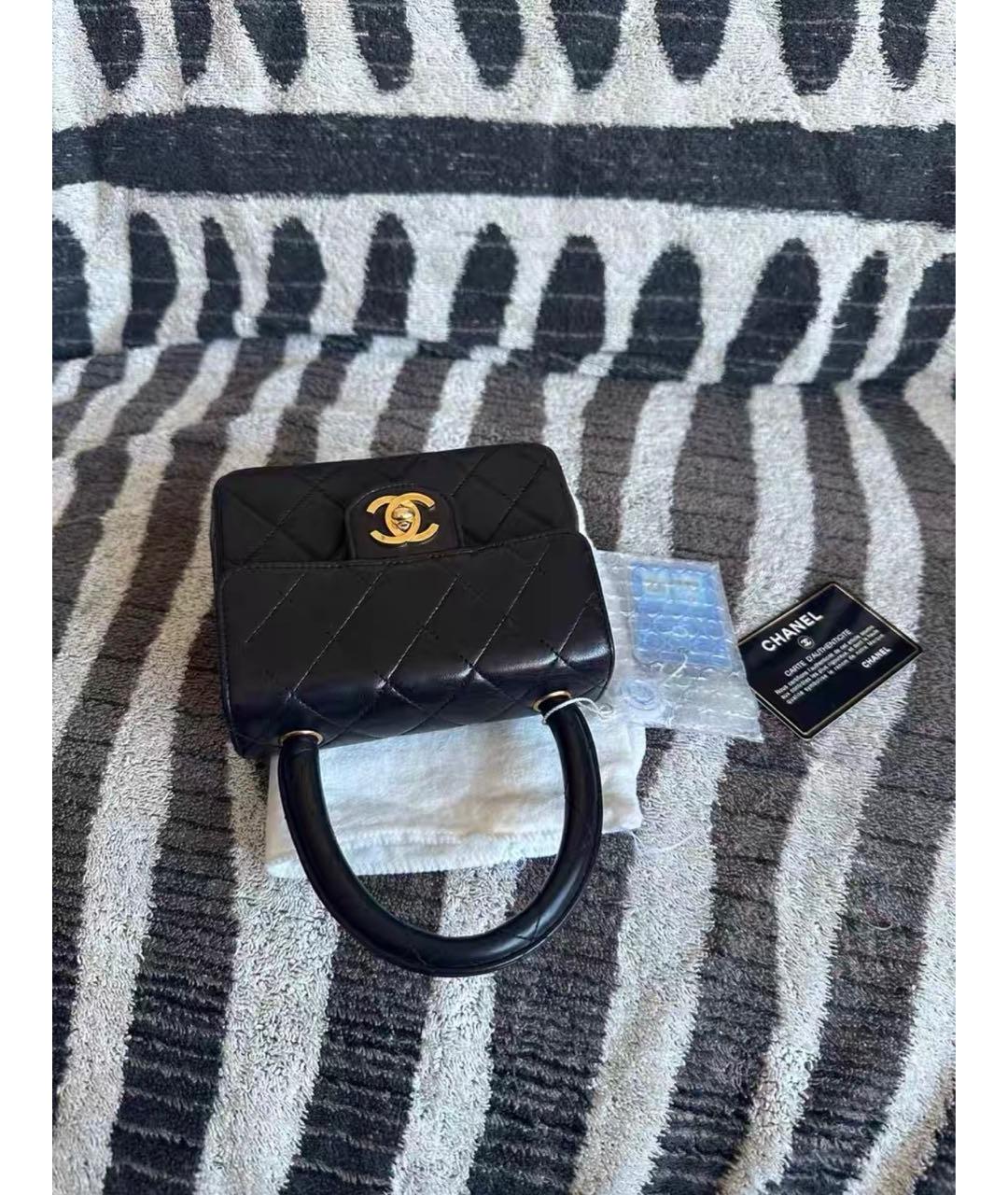 CHANEL Черная кожаная сумка с короткими ручками, фото 5