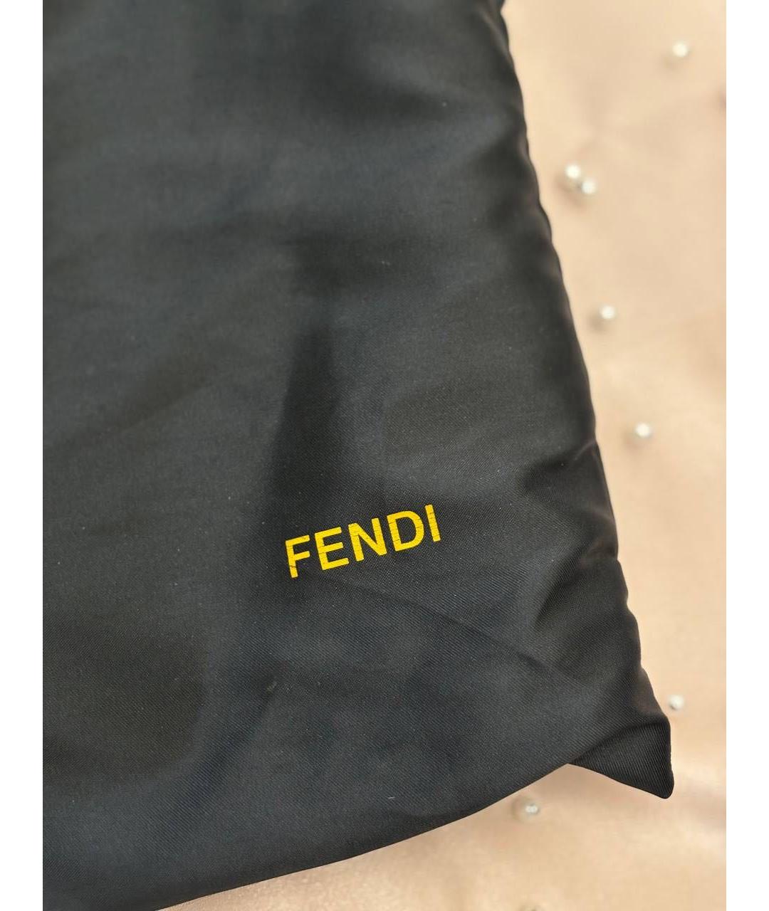 FENDI Бежевая кожаная сумка с короткими ручками, фото 6