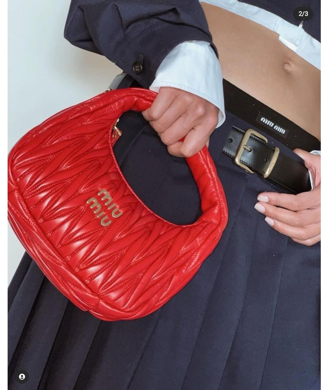 MIU MIU Красная кожаная сумка с короткими ручками, фото 4