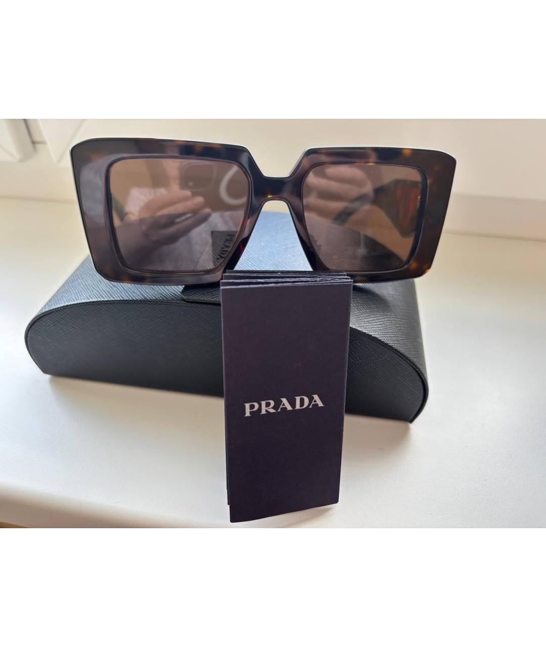 PRADA Коричневые пластиковые солнцезащитные очки, фото 6