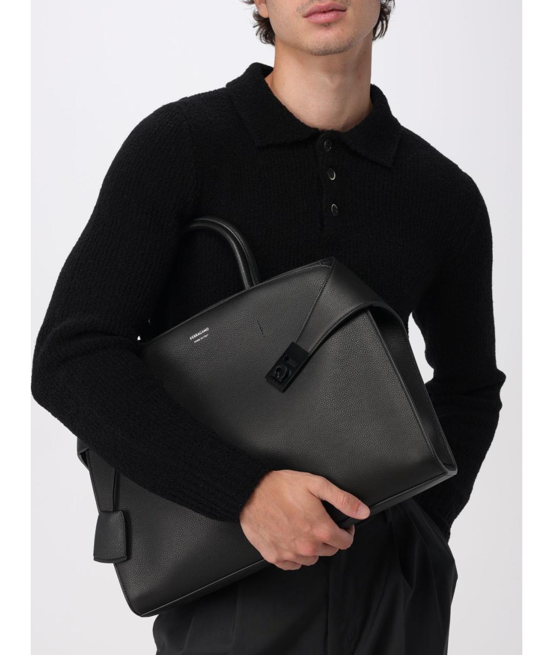 FERRAGAMO Черная кожаная сумка тоут, фото 2
