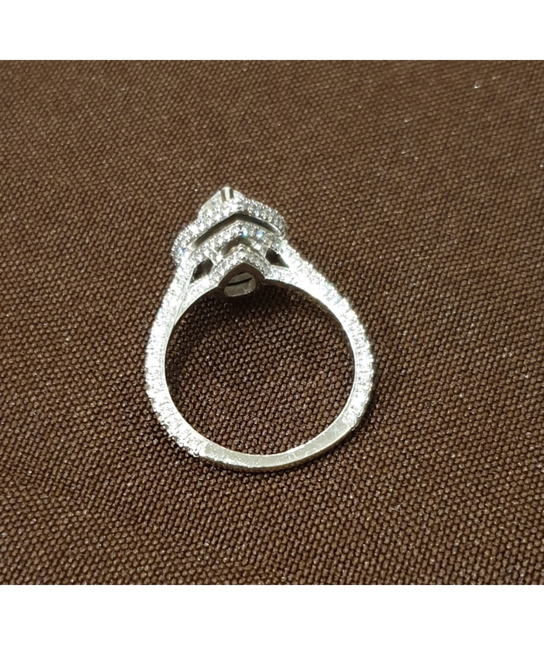 GRAFF Бежевое кольцо из белого золота, фото 3