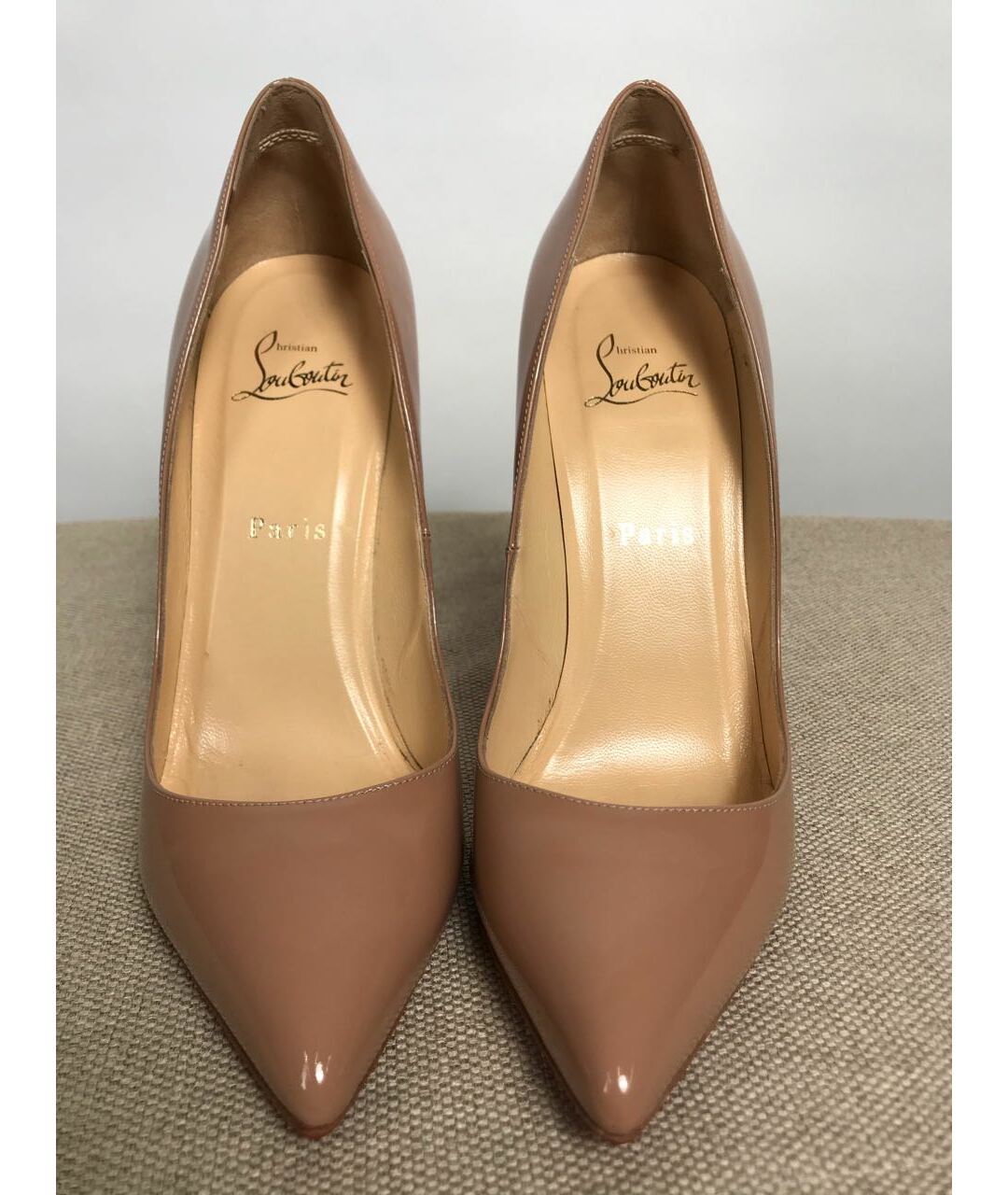 CHRISTIAN LOUBOUTIN Бежевые туфли из лакированной кожи, фото 3
