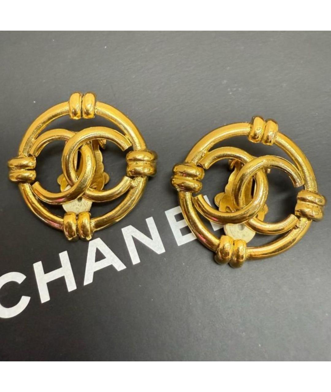 CHANEL Золотые клипсы, фото 3