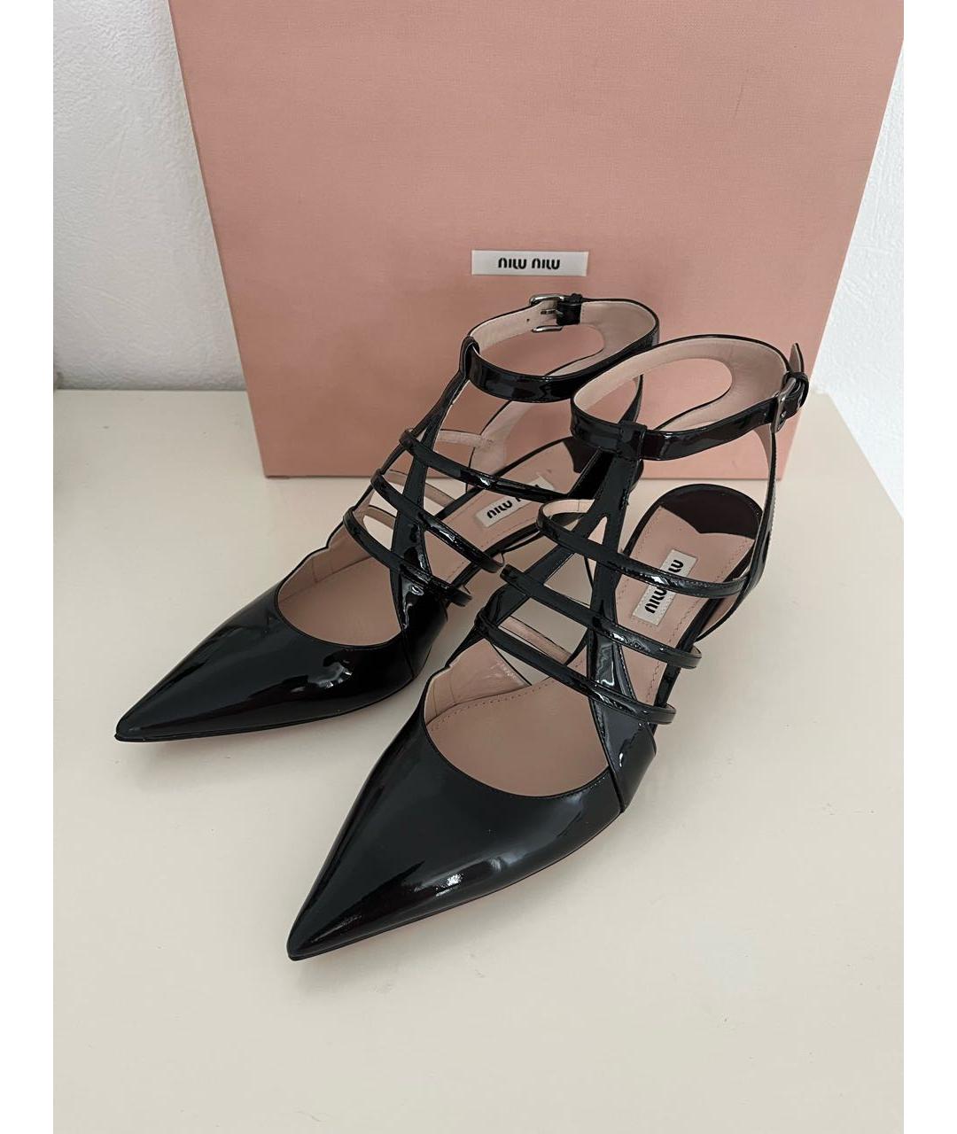 MIU MIU Черные босоножки из лакированной кожи, фото 6