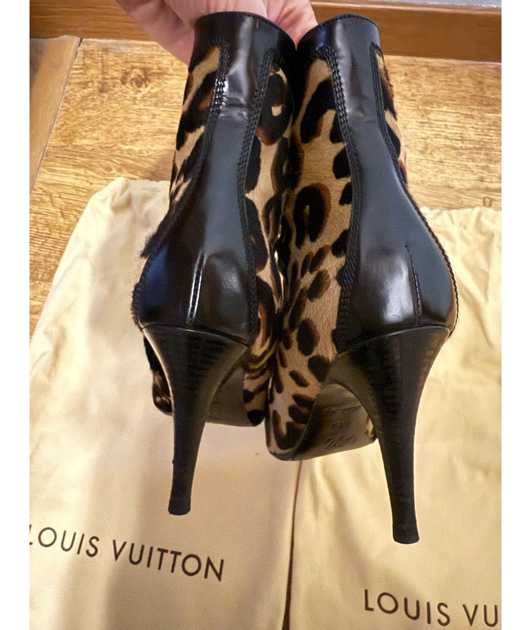 LOUIS VUITTON Коричневые кожаные ботильоны, фото 4