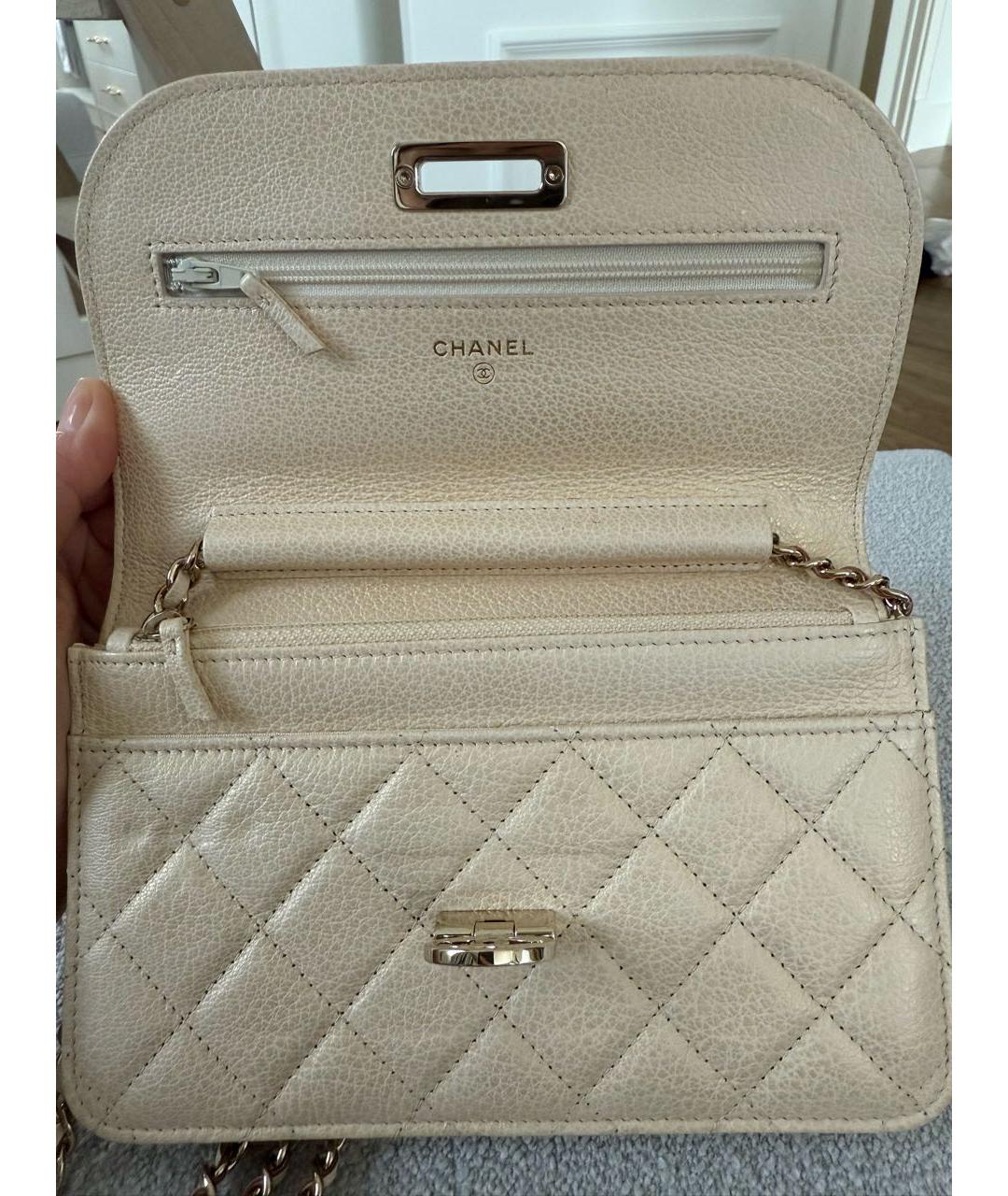 CHANEL Белая кожаная сумка через плечо, фото 5