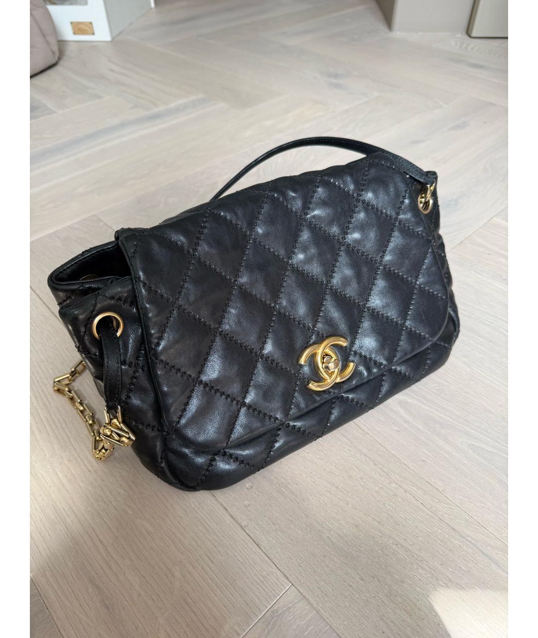 CHANEL Черная кожаная сумка с короткими ручками, фото 9