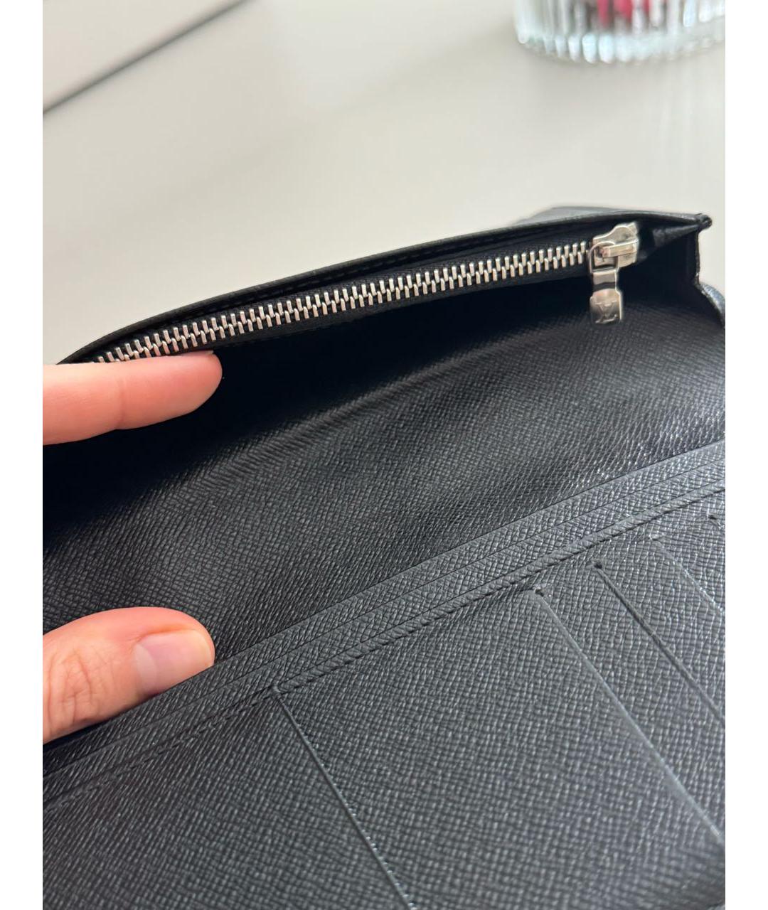 LOUIS VUITTON Черный кожаный кошелек, фото 6