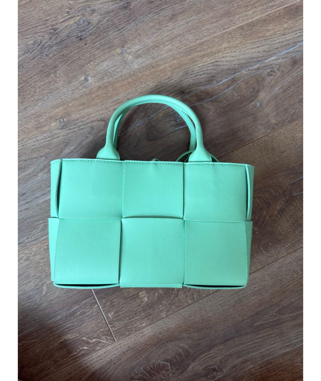 BOTTEGA VENETA Зеленая кожаная сумка с короткими ручками, фото 5