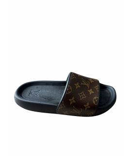 LOUIS VUITTON Шлепанцы