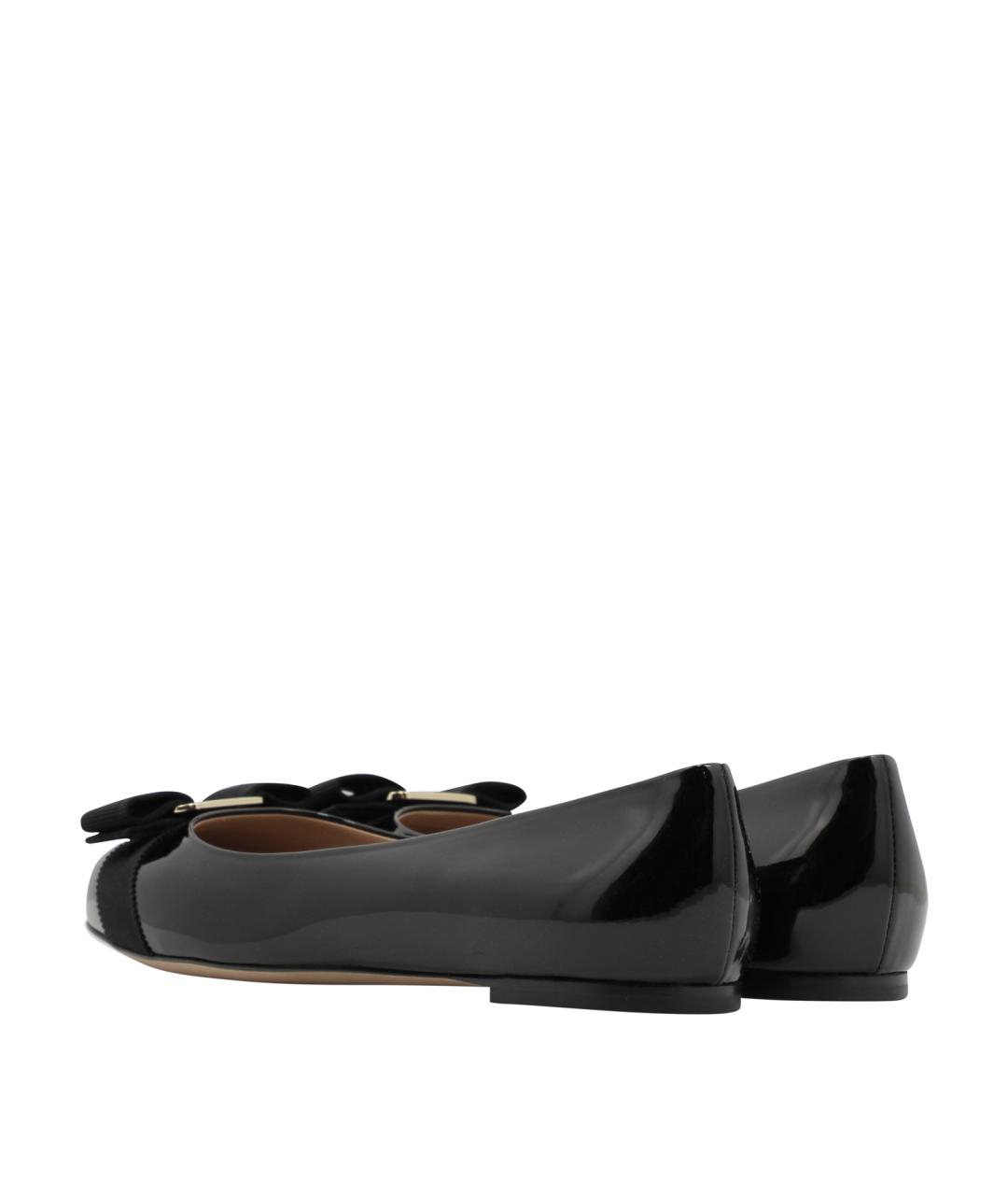 FERRAGAMO Черные кожаные балетки, фото 4