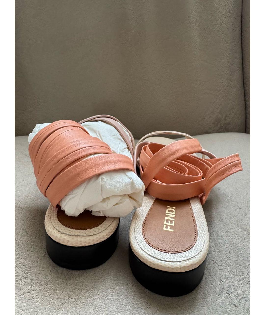 FENDI Розовые кожаные сандалии, фото 4