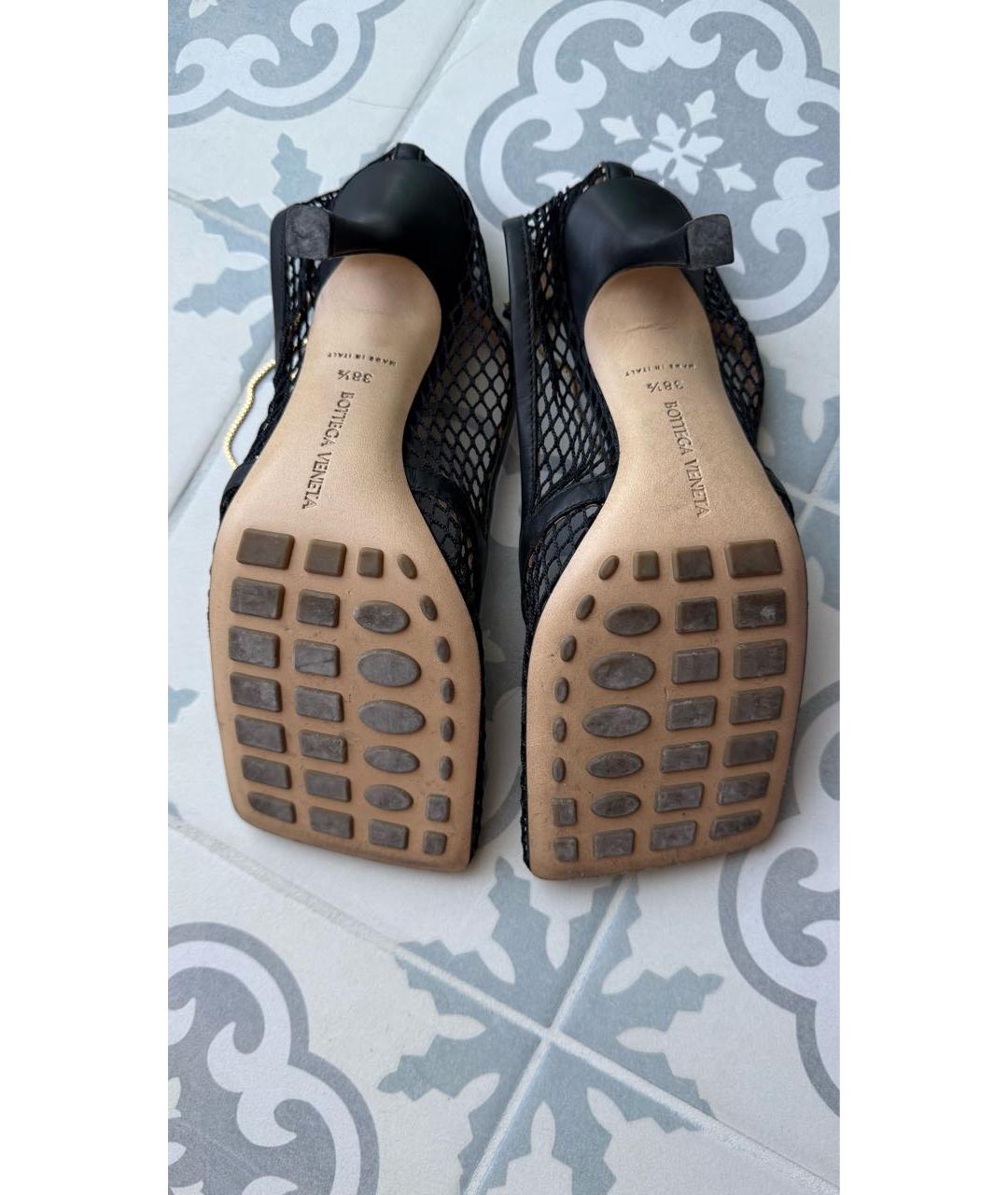 BOTTEGA VENETA Черные кожаные босоножки, фото 3