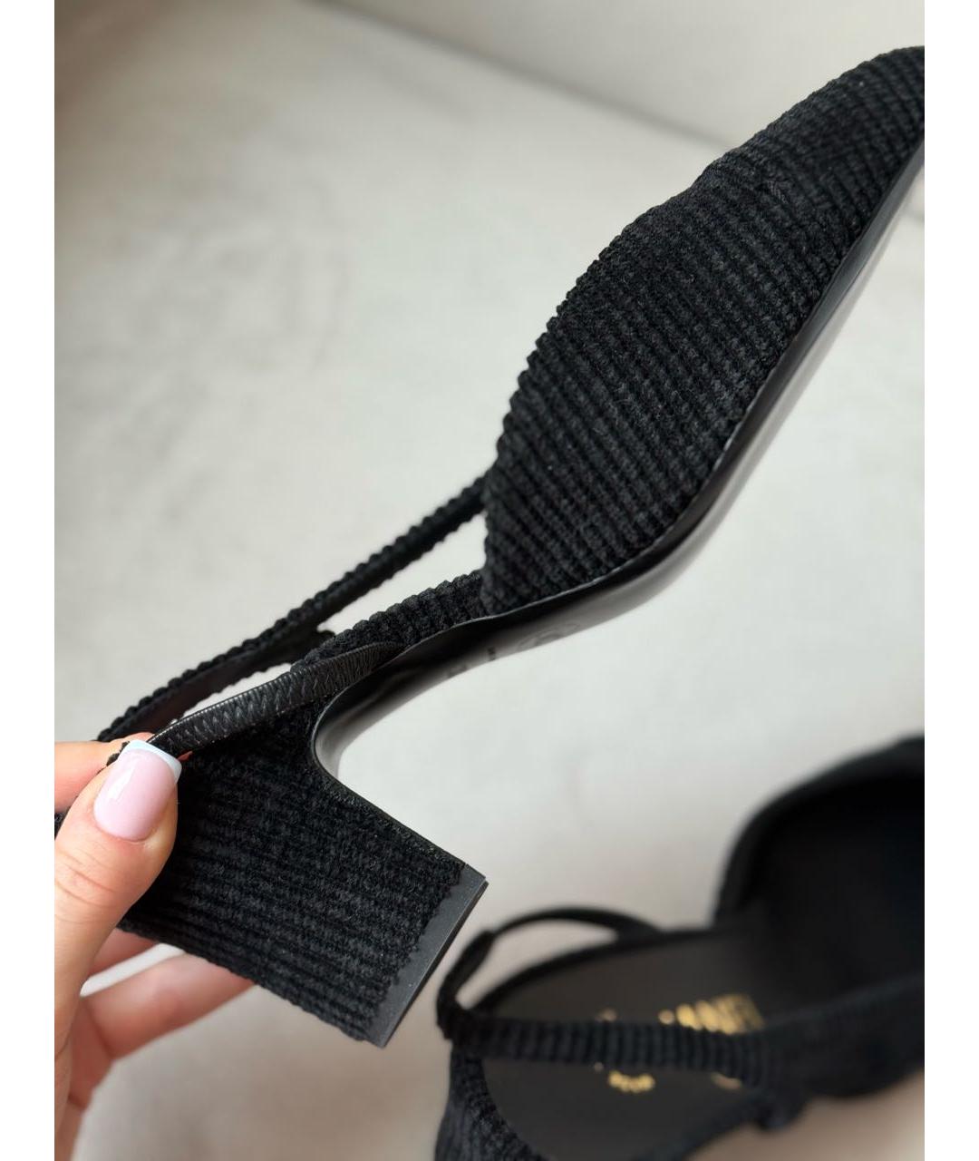 CHANEL Черные бархатные лодочки на низком каблуке, фото 6