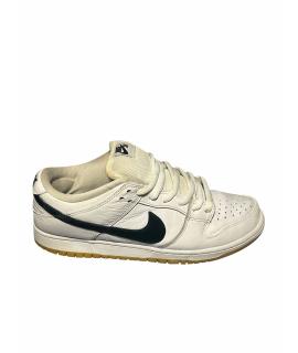 NIKE Низкие кроссовки / кеды