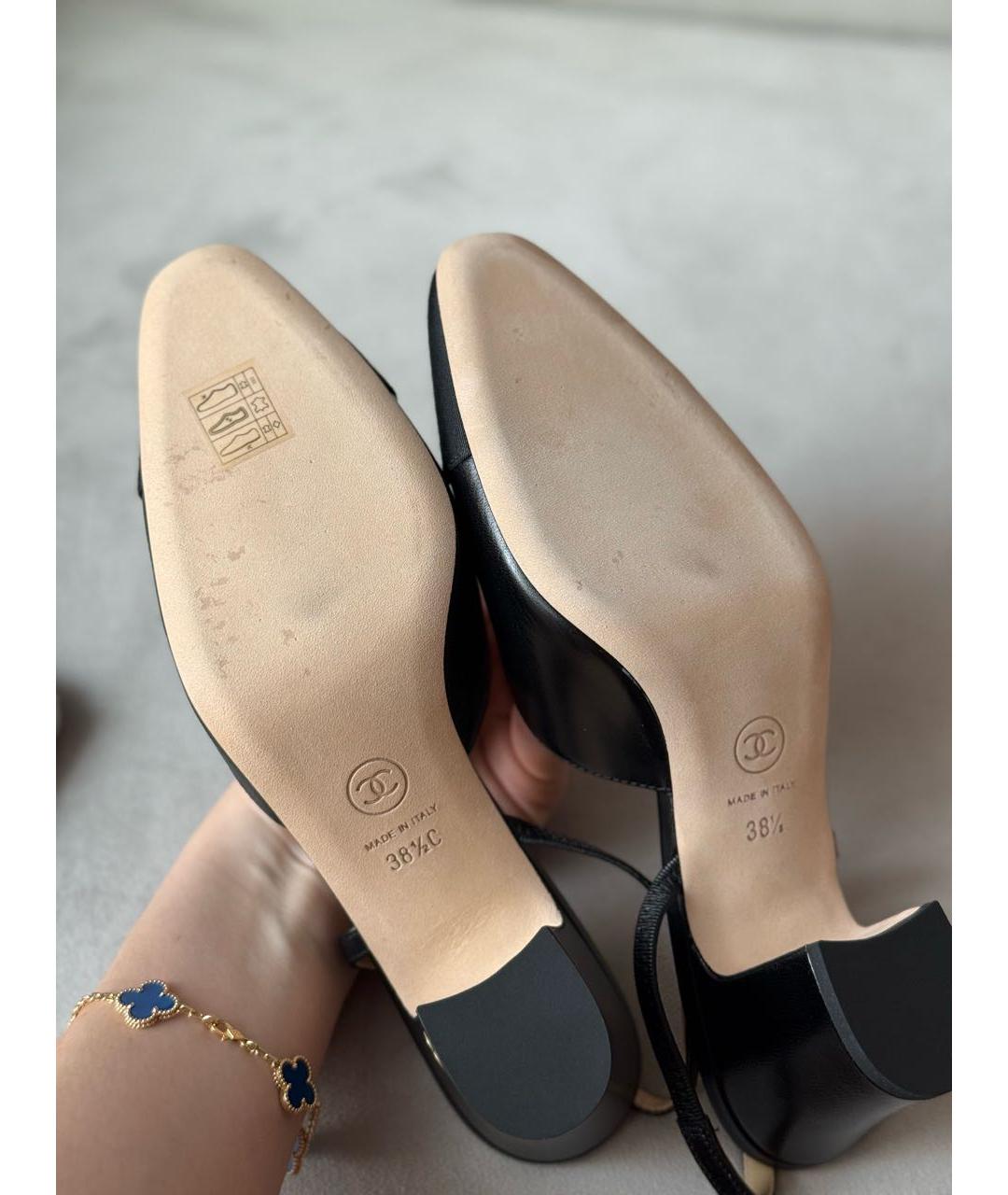 CHANEL Черные кожаные лодочки на низком каблуке, фото 3