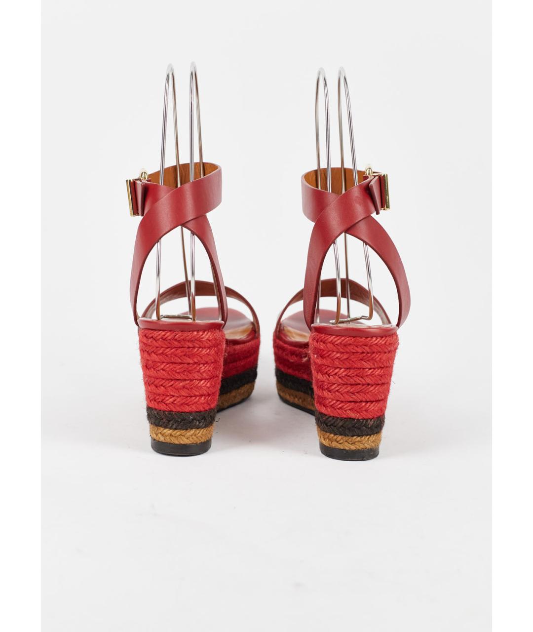 FENDI Красные кожаные босоножки, фото 4