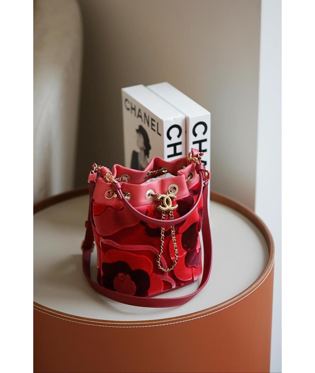 CHANEL Коралловая бархатная сумка через плечо, фото 4