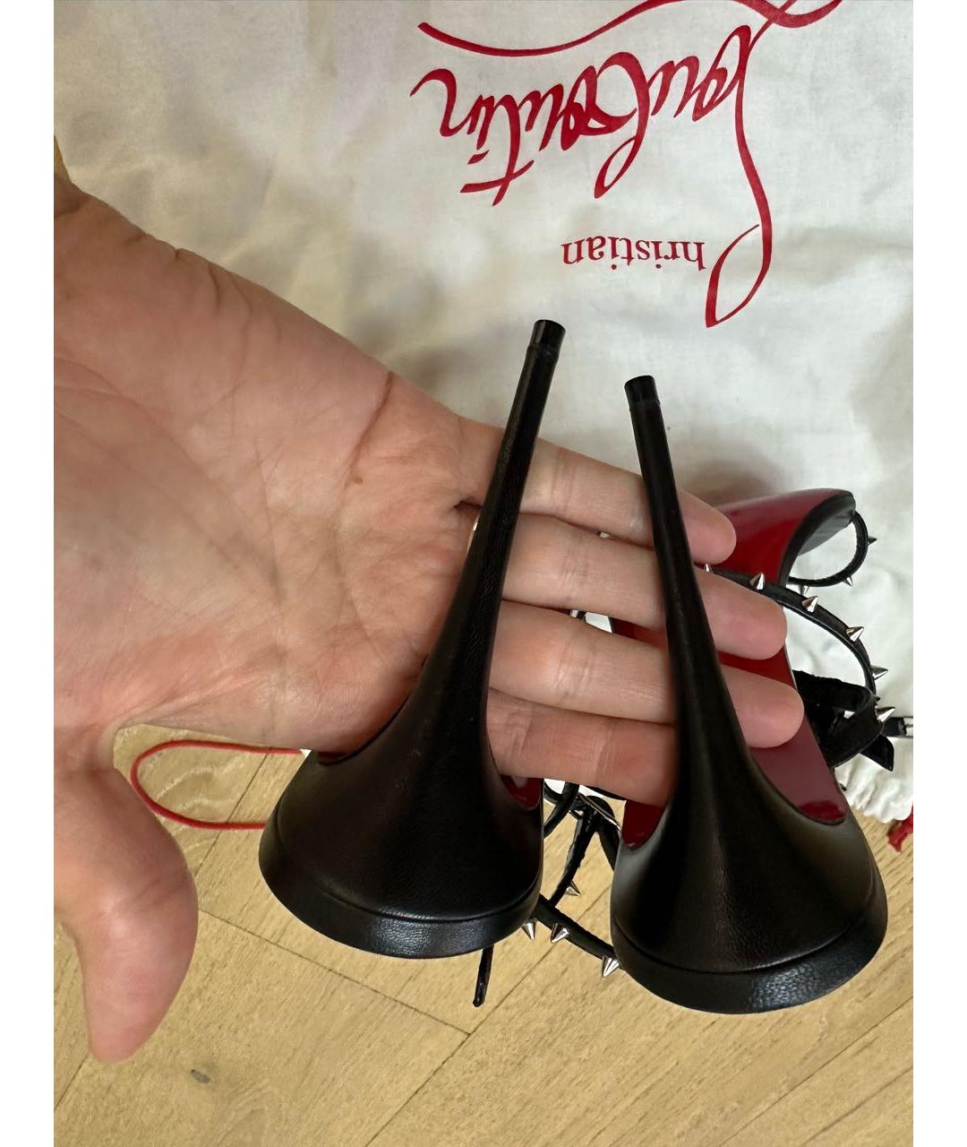 CHRISTIAN LOUBOUTIN Черные кожаные босоножки, фото 3