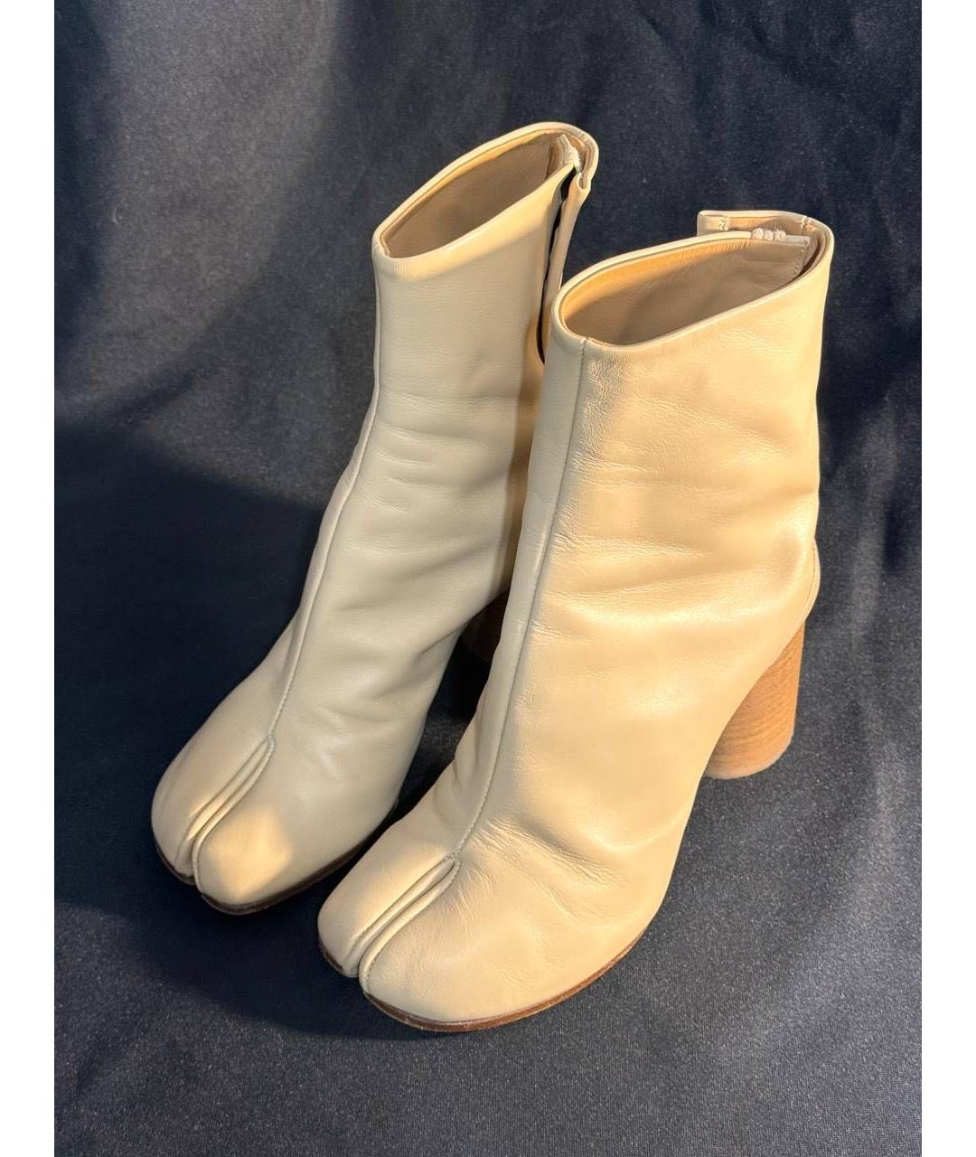 MAISON MARGIELA Бежевые ботильоны из лакированной кожи, фото 2