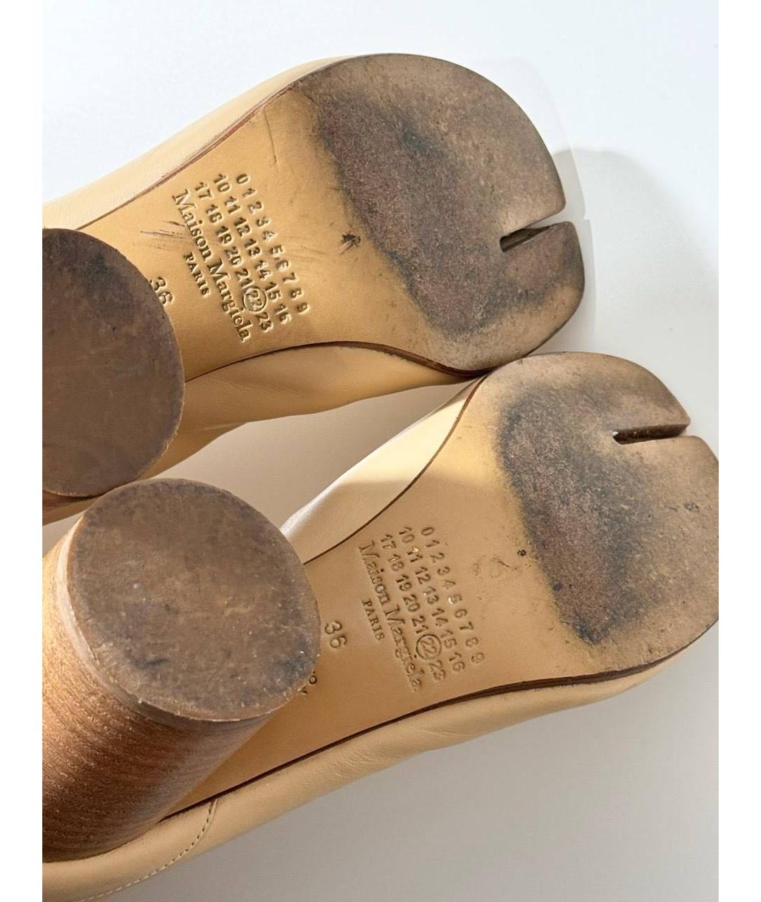 MAISON MARGIELA Бежевые ботильоны из лакированной кожи, фото 6