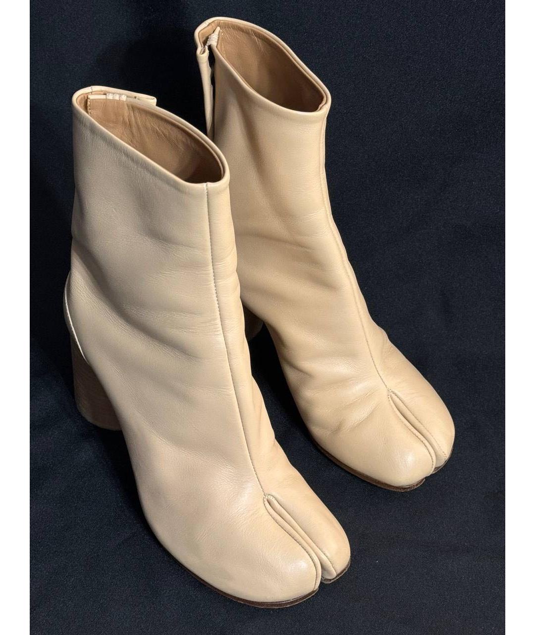 MAISON MARGIELA Бежевые ботильоны из лакированной кожи, фото 3