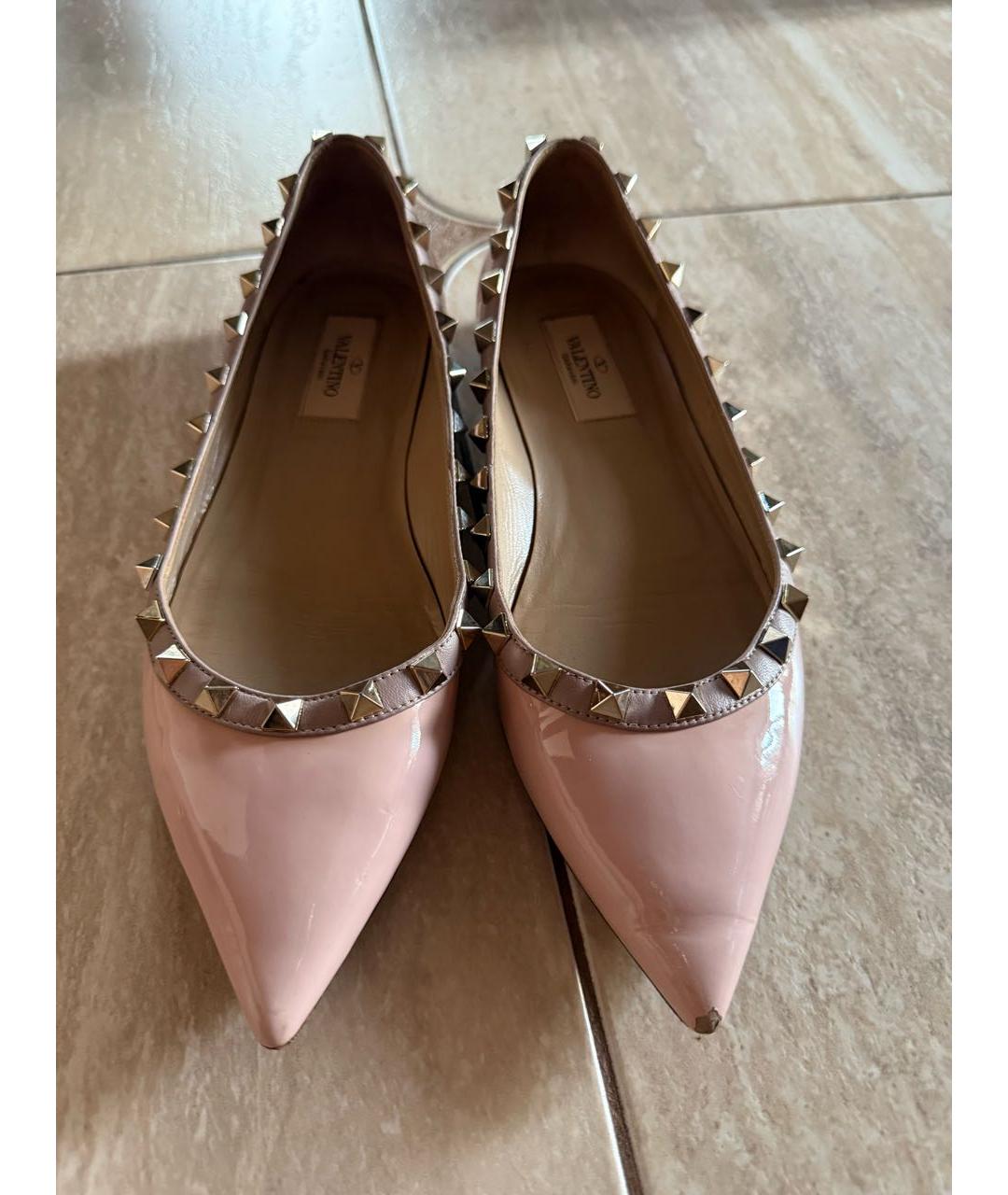 VALENTINO Розовые балетки из лакированной кожи, фото 2