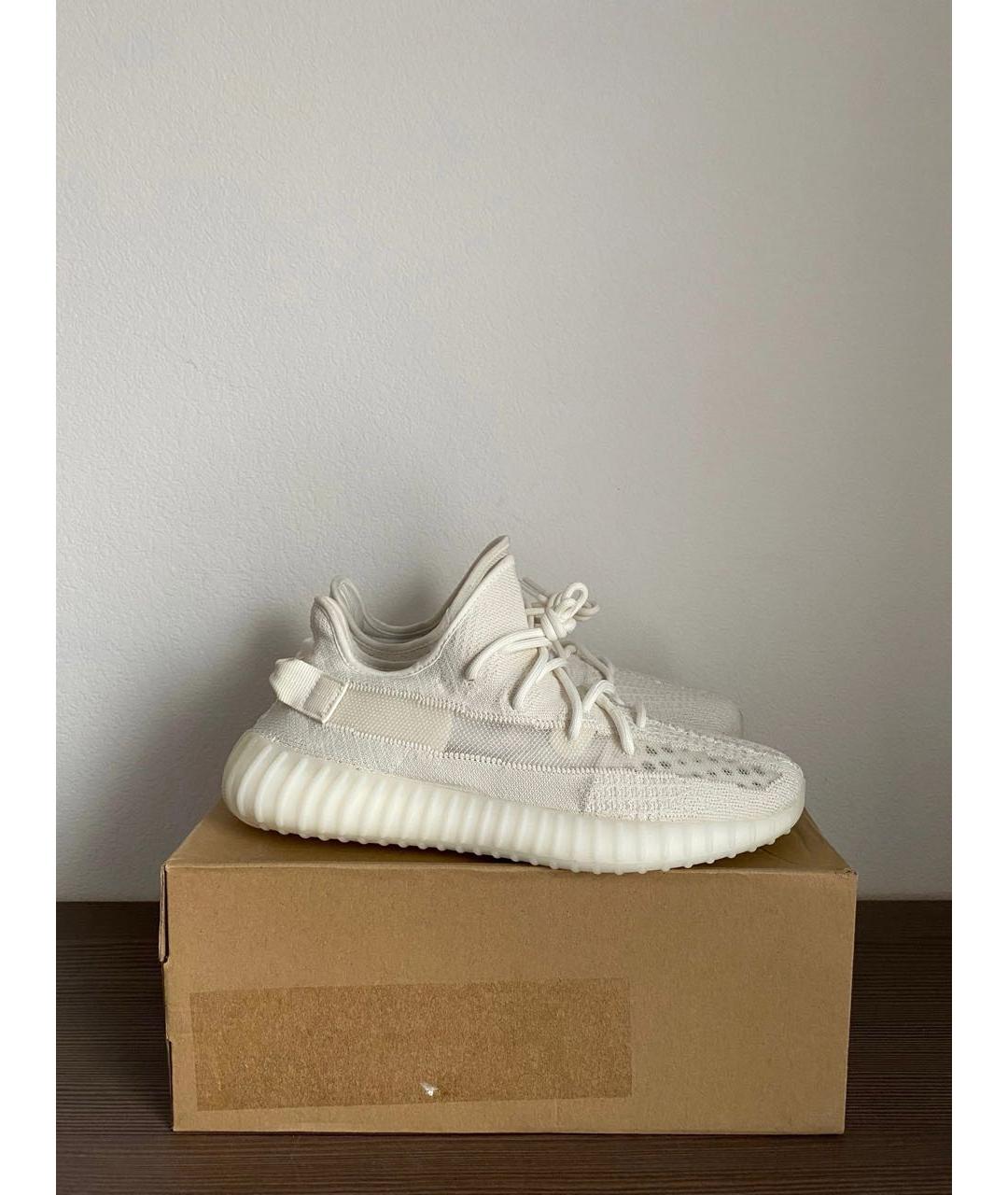 ADIDAS YEEZY Белые текстильные низкие кроссовки / кеды, фото 4