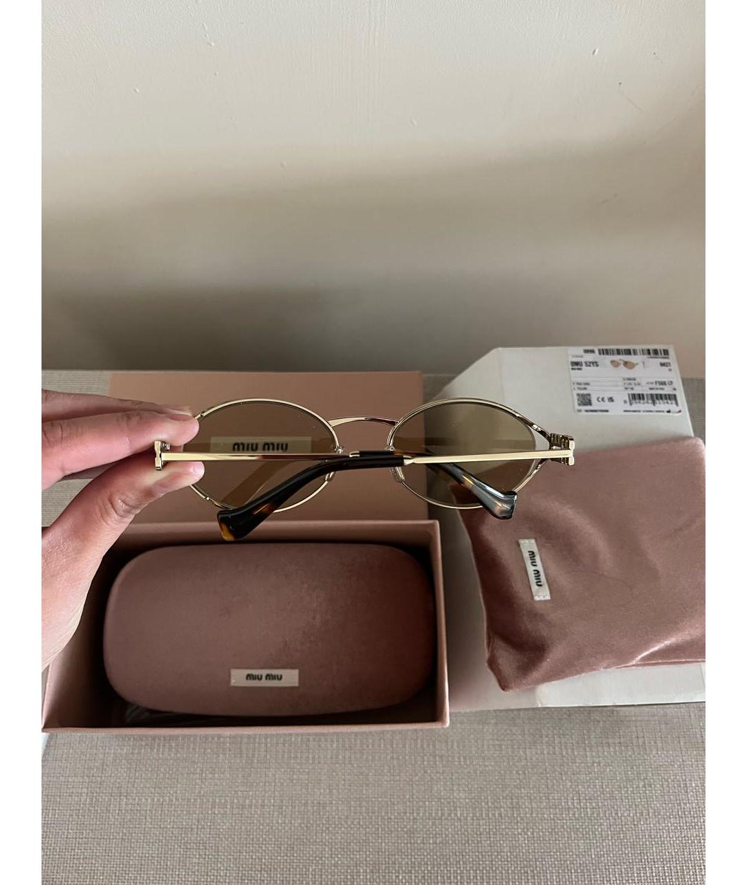 MIU MIU Золотые металлические солнцезащитные очки, фото 4
