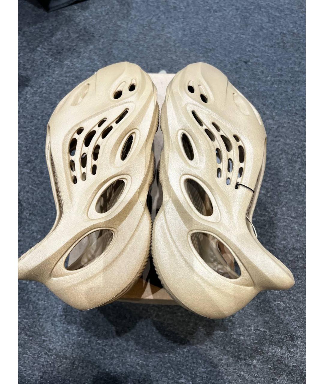 ADIDAS YEEZY Бежевые резиновые сандалии, фото 2