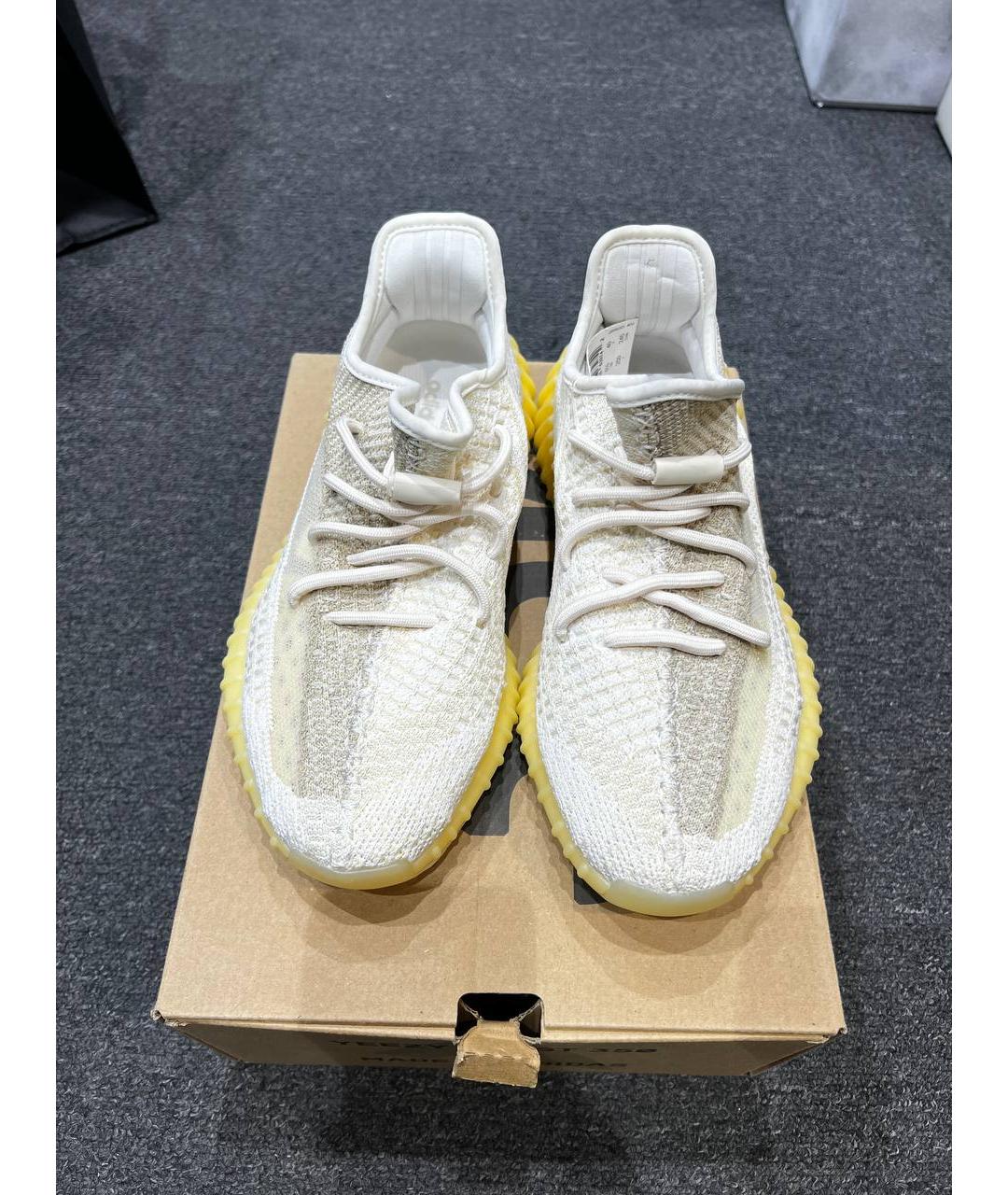 ADIDAS YEEZY Бежевые текстильные кроссовки, фото 3