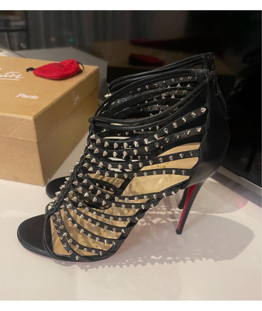CHRISTIAN LOUBOUTIN Черные кожаные босоножки, фото 6
