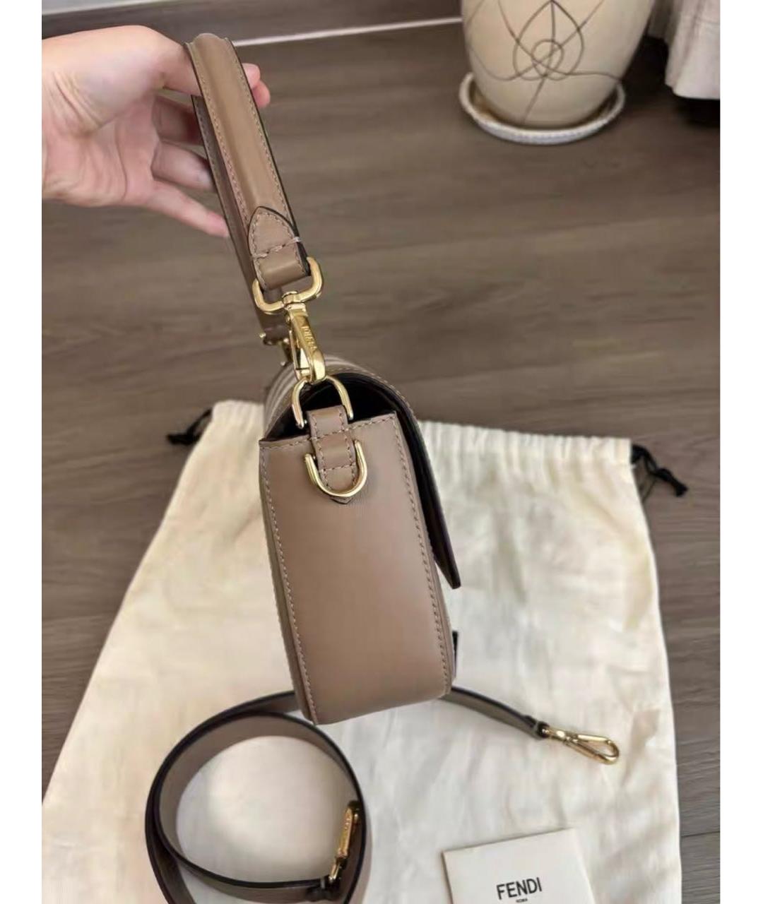 FENDI Бежевая тканевая сумка через плечо, фото 5